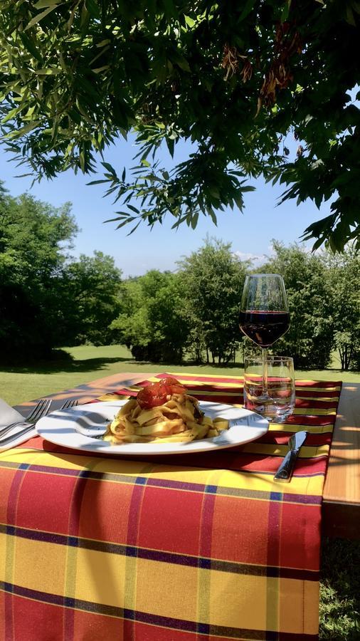 Cascina Monte Diviso Hostel Γκαλλαράτε Εξωτερικό φωτογραφία