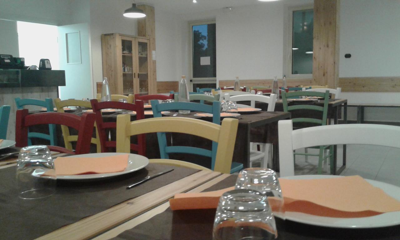 Cascina Monte Diviso Hostel Γκαλλαράτε Εξωτερικό φωτογραφία