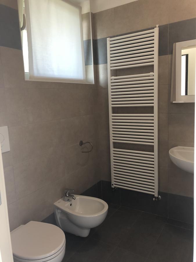 Cascina Monte Diviso Hostel Γκαλλαράτε Εξωτερικό φωτογραφία
